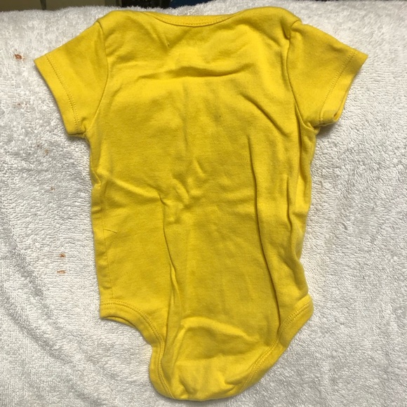 Carters Onsie “Aunties Favorite” - Picture 2 of 3